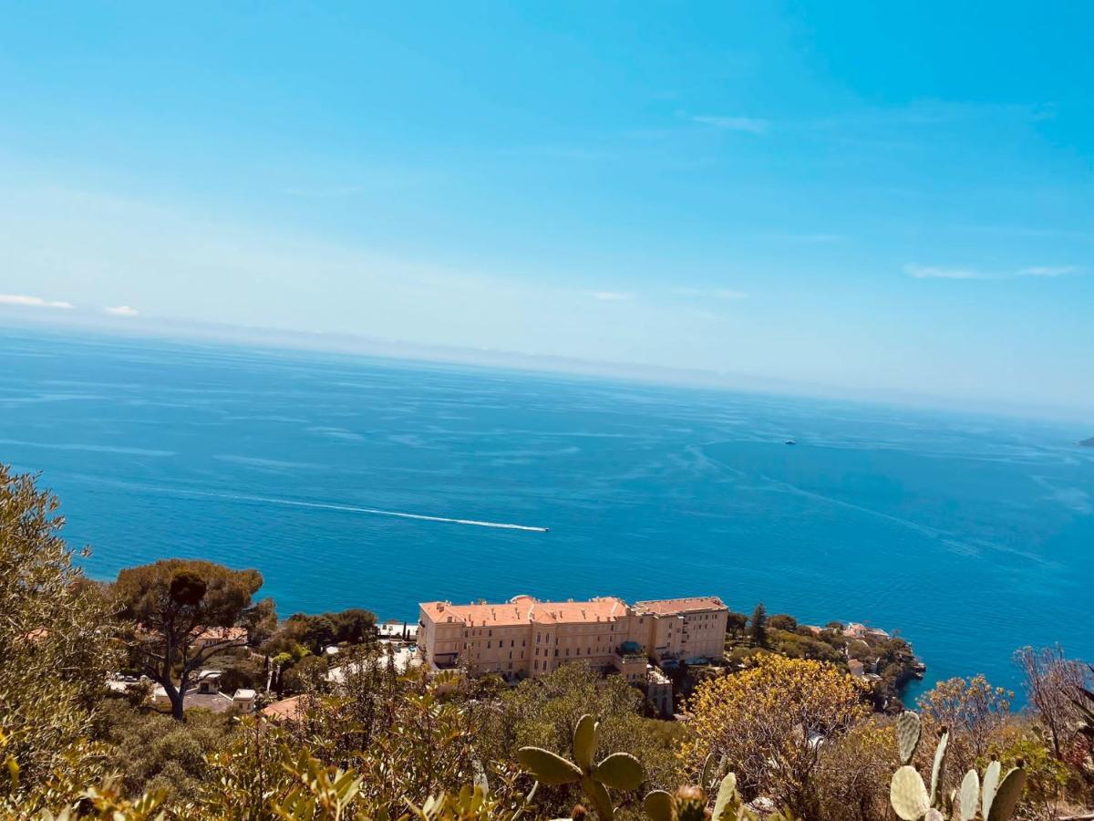 Luxueux Appartement - Vue Mer - Piscine - Free Parking - Monaco Cap-d'Ail Exteriör bild